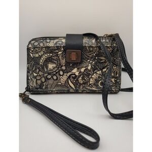 SAKROOTS Zip Around Wallet Purse Smartphone Crossbody Black & Ivory Bag